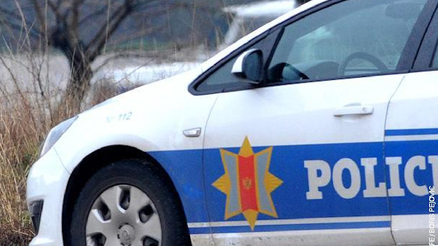 Мајка и дете из Србије погинули у саобраћајној несрећи у Црној Гори