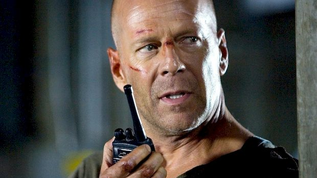 Умри мушки 4