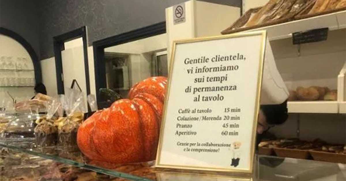 Кафа мора да се испије за 15 минута – у торинском кафићу више нема времена за опуштено уживање