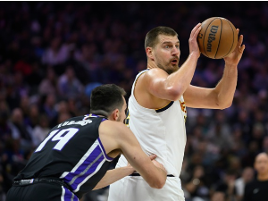 Тројка за крај и скоро савршена партија Јокића у победи Денвера над Сакраментом