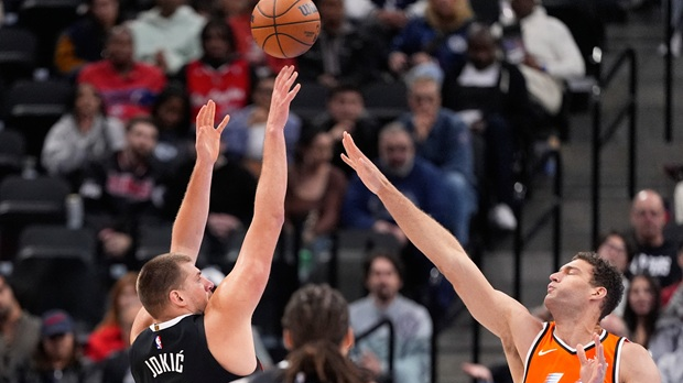 Јокић се поигравао са Богдановим Клиперсима - 55 поена у убедљивом трјумфу