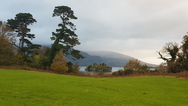 У Ирској, земљи светаца и вилењака – Прстен округа Кери