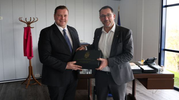 Кокановић са Српским удружењем „Србија“ у Епону