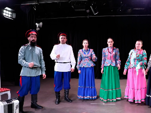 На проби ансамбла „Живаја старина“ - где традиција, породица и вера живе у ритму песме