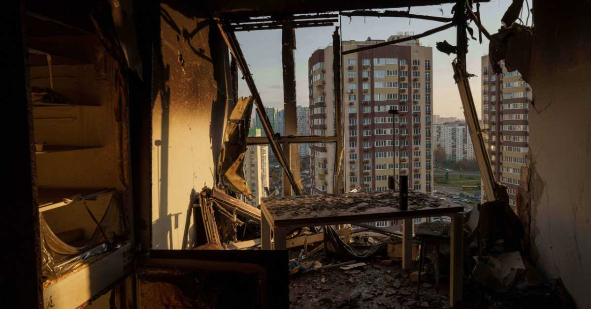 Три особе погинуле у великом руском нападу на Кијев; ФСБ: Спречен атентат на високог владиног званичника у Москви