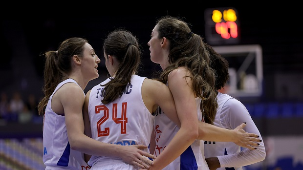 Србија у последњој четвртини декласирала Португалију за другу победу у квалификацијама