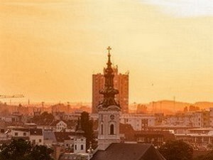 Јутарњи програм из три студија