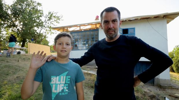  Дедовина без пута зна свој пут