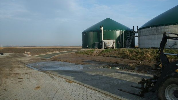 Наука у селу: Храна у селу (R)