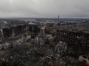 Фотографије разорене Константиновке – колико је остало цивила; Путин гради нуклеарни ледоломац "Стаљинград"