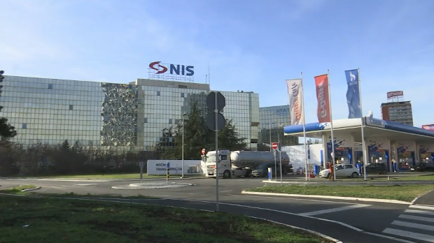 НИС-у цури време –  ускоро нови захтев за лиценцу, нафтне компаније повећавају увоз