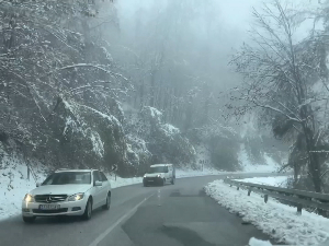 Снег у прањанском и драгачевском крају - без струје више хиљада корисника 
