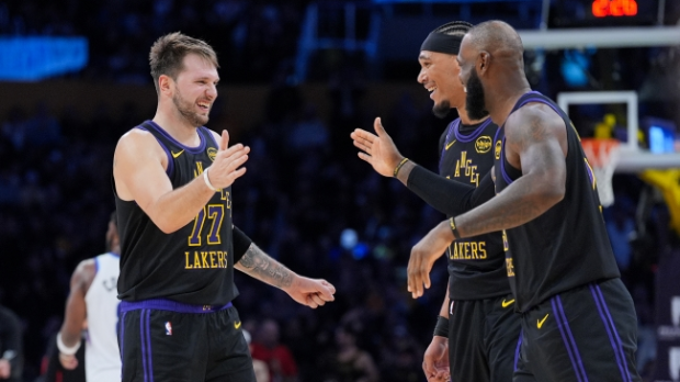 Џејмс се вратио на паркет, Дончић водио Лејкерсе до победе против Јуте