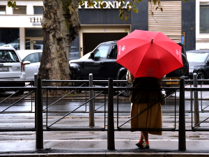 Наоблачење са пљусковима и грмљавином, температура до 22 степена