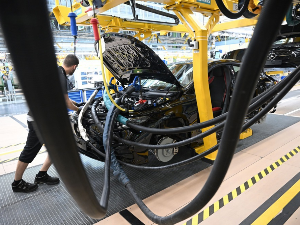 Ауто-индустрија у Немачкој изгубила више од 48.700 радних места за годину дана