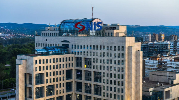 У Србију готово два месеца није стигла ни кап сирове нафте, Лукоилу продужена лиценца