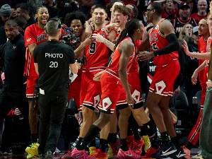 Вучевић опет тројком спасио Булсе, 