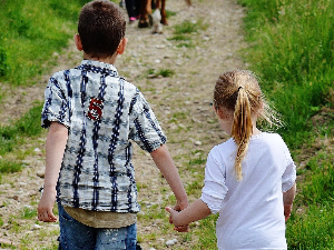 На који начин су деца приказана у медијима?