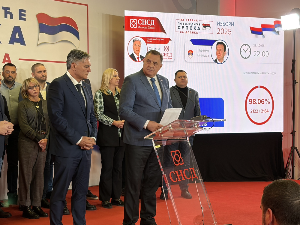Бројање гласова на председничким изборима у РС – СНСД прогласио победу Синише Карана