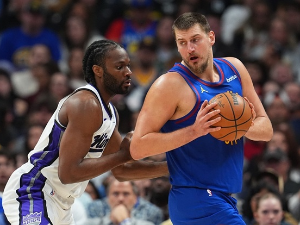 Нагетси први пут ове сезоне изгубили од Сакрамента