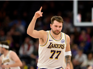 Дончић играч недеље на Западу, Ламело Бол на Истоку