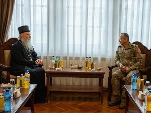 Комадант КФОР-а се састао са митрополитом рашко-призренским Теодосијем
