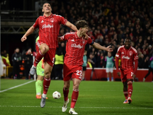 Миленковић оверио победу Фореста, Лион у Тополи осрамотио Макаби