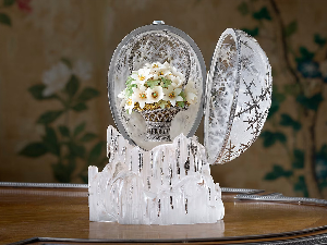 Очекивани рекорд: Фабержеово „Зимско јаје“ продато за 30 милиона долара на аукцији у Лондону 