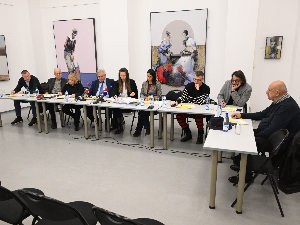 Отворене коверте са пријавама на конкурс за генералног директора РТС-а