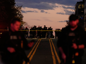 Преминуо један од двојице припадника Националне гарде рањених код Беле куће