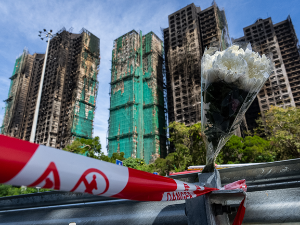 Број погинулих у пожару у стамбеном комплексу у Хонгконгу порастао на 94