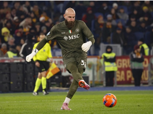 Дерби српских голмана припао Милинковићу Савићу, Свилар савладан