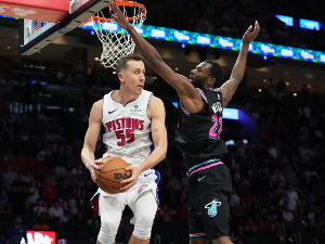 Јовићева два поена у поразу Мајамија од Детроита