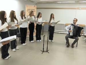 Како у Бујановцу чувају и негују изворну народну музику