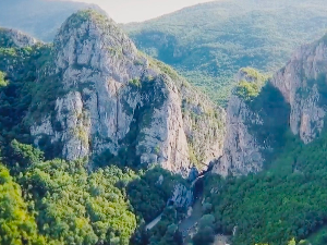 Говори и пој по пиротски - орати да те разбирам