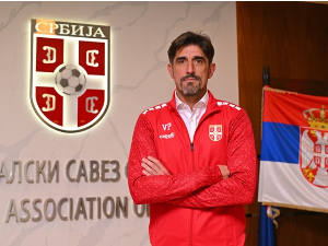 Прва изјава Пауновића на клупи Србије : Четири стуба - дисциплина, организација, таленат и храброст