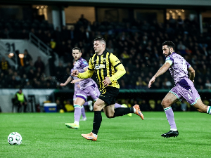 Николићев АЕК ремизирао са Шамроком, Јовић стрелац спасоносног гола