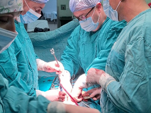 Тим ужичких уролога оборио европски рекорд – одстранили тумор простате тежак око пола килограма