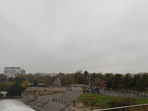 Облачно са кишом, највиша дневна темепратура око 16 степени