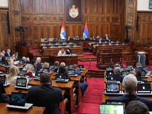 Посланици настављају расправу  о амандманима на предложене законе