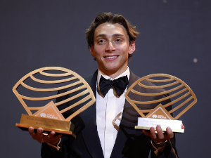 Дуплантис најбољи мушки атлетичар у 2025. години