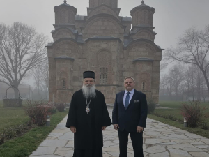 Митрополит Теодосије обавестио известиоца ЕП о тешком положају Срба и СПЦ