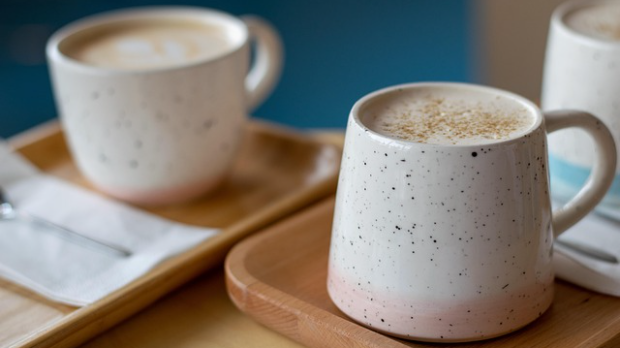 Алхем: Тешки метали пронађени у појединим керамичким шољама на тржишту Србије