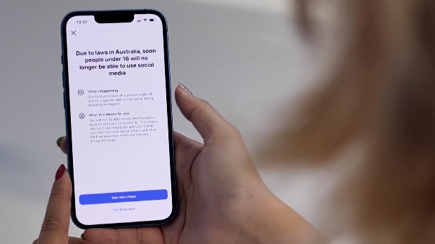 Милиони Аустралијанаца млађих од 16 година више немају приступ друштвеним мрежама