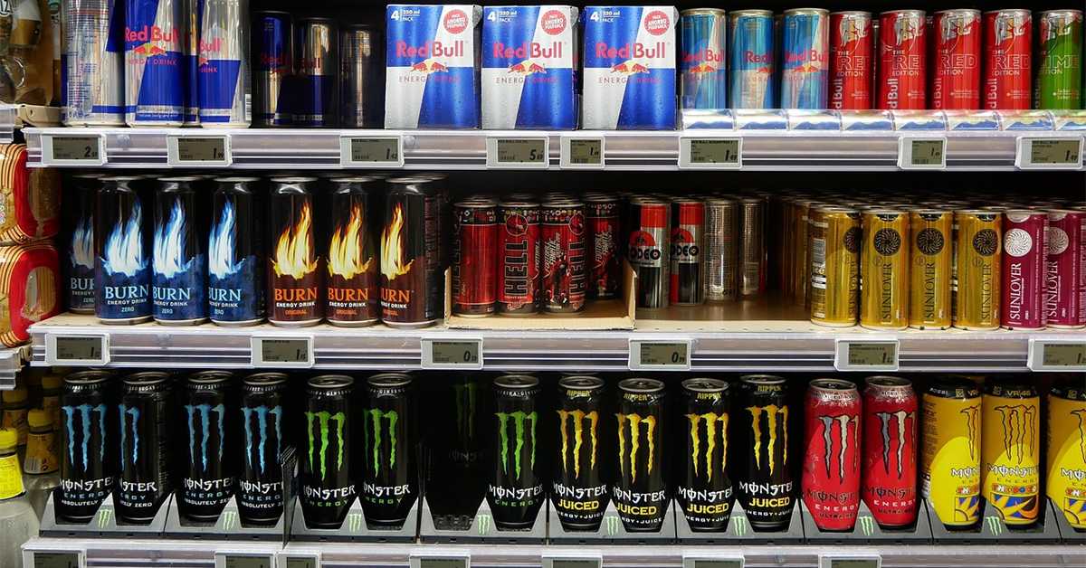 Др Оташевић: „Једна лименка као три еспреса“ – енергетска пића све чешће изазивају инфаркте код младих