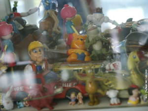 Играчке и опасне материје: безбедност деце на првом месту