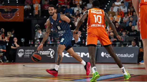 Валенсија наставила импресиван низ на домаћем паркету, Ефес тоне све дубље