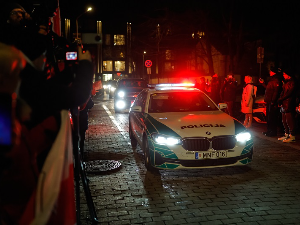 Лукашенко помиловао  123 затвореника, међу којима и нобеловац Бeљацки