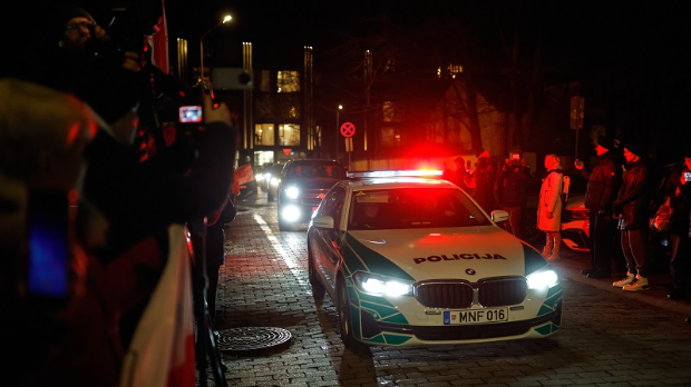 Лукашенко помиловао 123 затвореника, међу којима и нобеловац Бeљацки