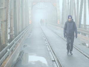 Јутарњи мраз и магла, највиша дневна температура 13 степени